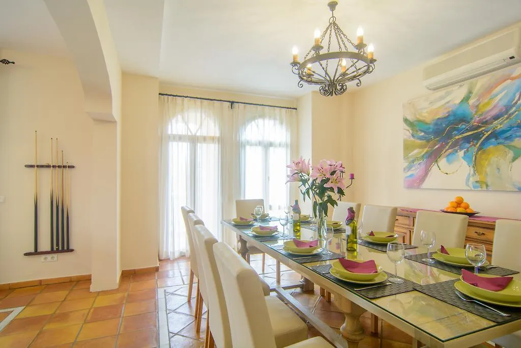 Villa Montecarlo Marbella İspanya